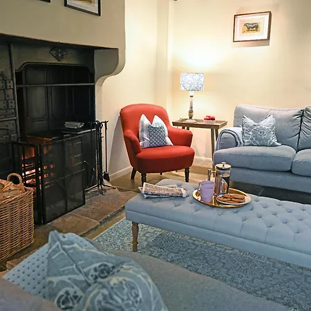 Holiday home Mill House